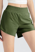 Shorts activos con cintura elástica
