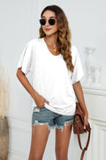 Camiseta con cuello en V y fruncido lateral
