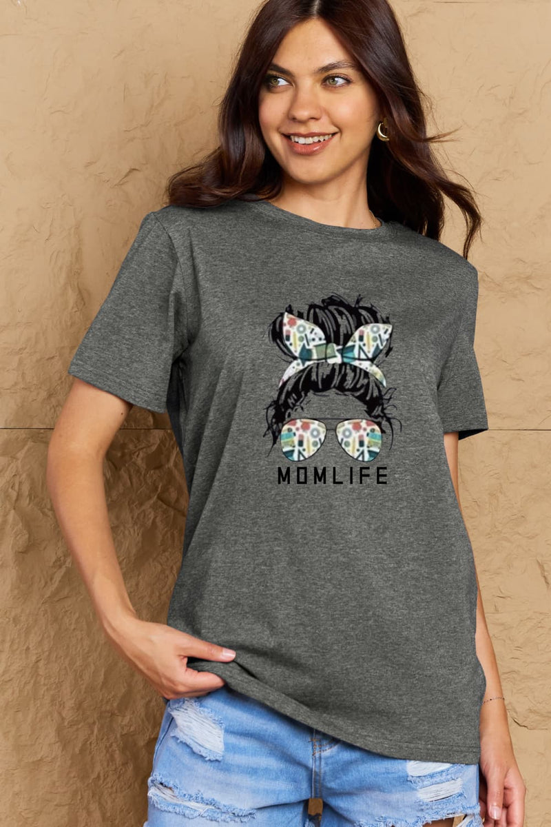 Camiseta de algodón con gráfico MOM LIFE de tamaño completo de Simply Love