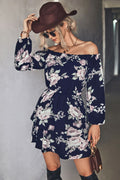 Minivestido floral a capas con hombros descubiertos