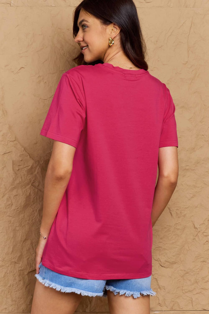 Camiseta de algodón con gráfico MOM LIFE de tamaño completo de Simply Love