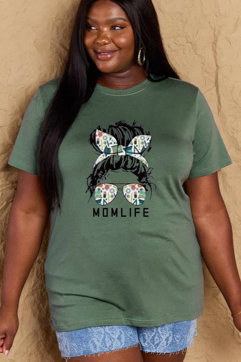 Camiseta de algodón con gráfico MOM LIFE de tamaño completo de Simply Love