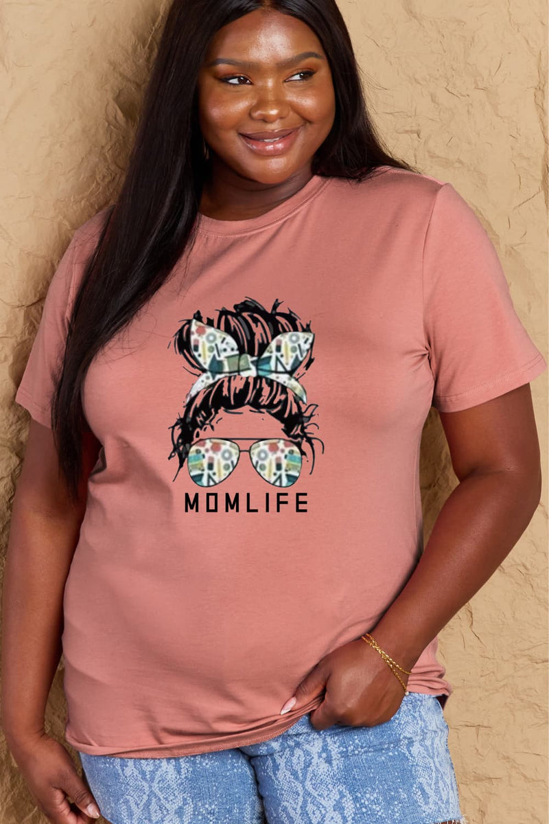 Camiseta de algodón con gráfico MOM LIFE de tamaño completo de Simply Love