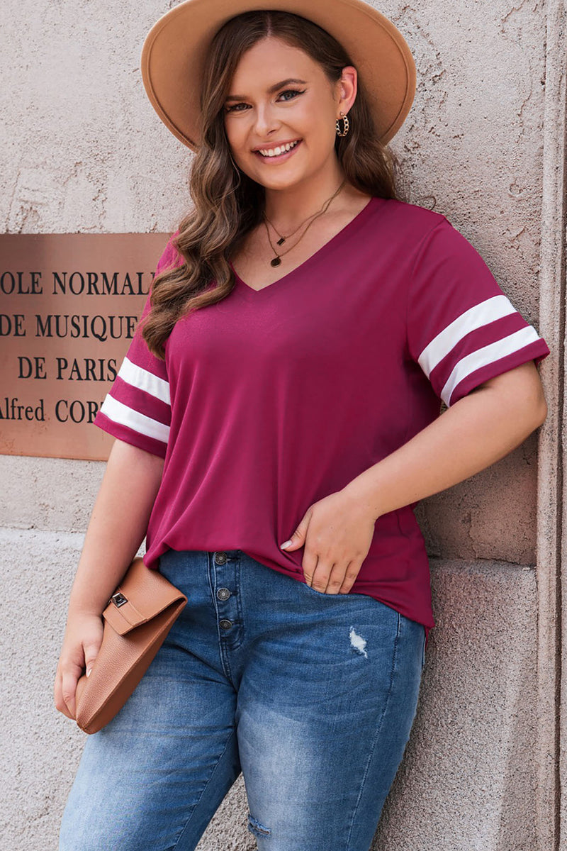 Camiseta a rayas con cuello en V de talla grande