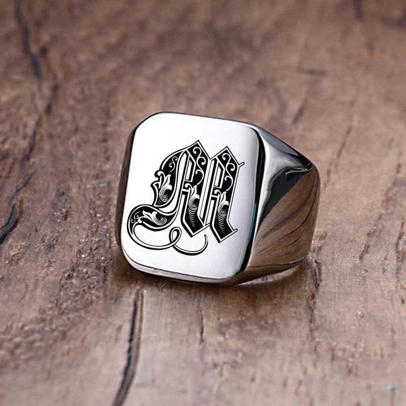 Men's Vnox Retro Initials Signet Ring - AM APPAREL