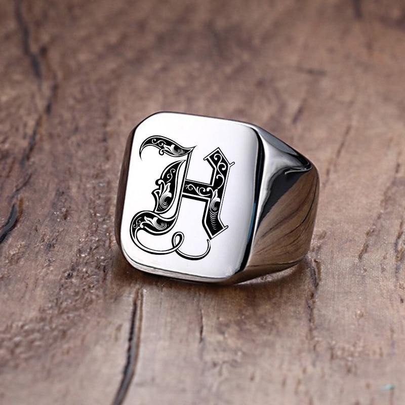 Men's Vnox Retro Initials Signet Ring - AM APPAREL