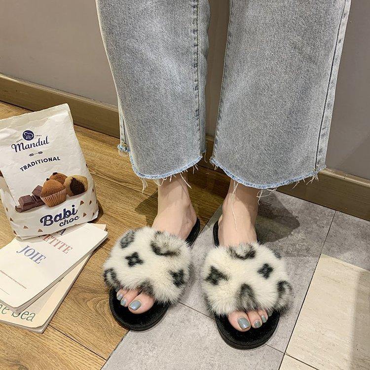 Women's Cotton Furry Indoor Slippers - AM APPAREL